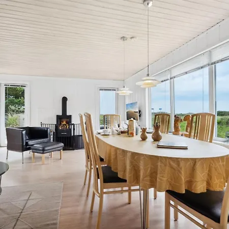 Swana - 550m From The Sea By Interhome * Lakolk